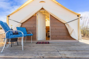 Silver Spur Homestead Luxury Glamping - The Horse